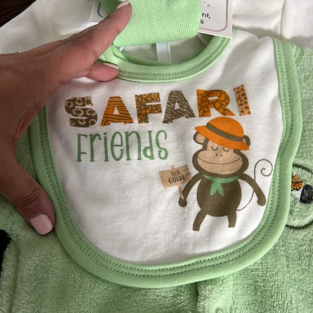 NWT - 6 Piece Set 3-6M Green And Camo